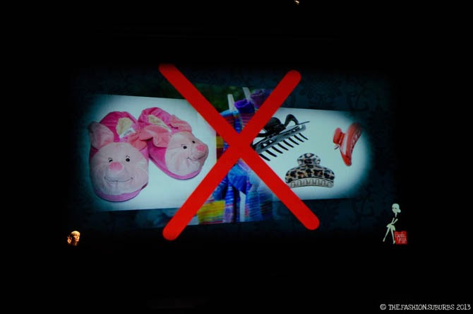 carla gozzi show teatro colosseo torino ciabatte peluche