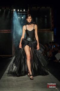 Torino Fashion Week Elle Ignis back in black collezione moda sfilata dark