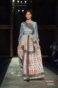 Torino Fashion Week Aline Sanches sfilata pittura colori tele moda
