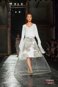 Torino Fashion Week IAAD studenti sfilata moda grigio