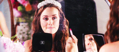 Blair Waldorf beauty gif make up lipstick chanel